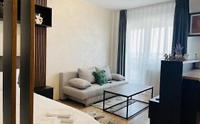 Room Apartment - Palas Center